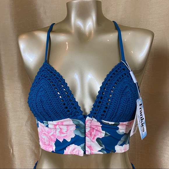 FRANKIES BIKINIS WOMEN TWO PIECE SUMMER SWIM PEONY CROTCHET BIKINI SET NEW NWT - Picture 2 of 8
